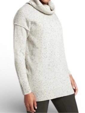 Athleta Bayshore Wool Cashmere Turtleneck Tunic Sweater size medium
